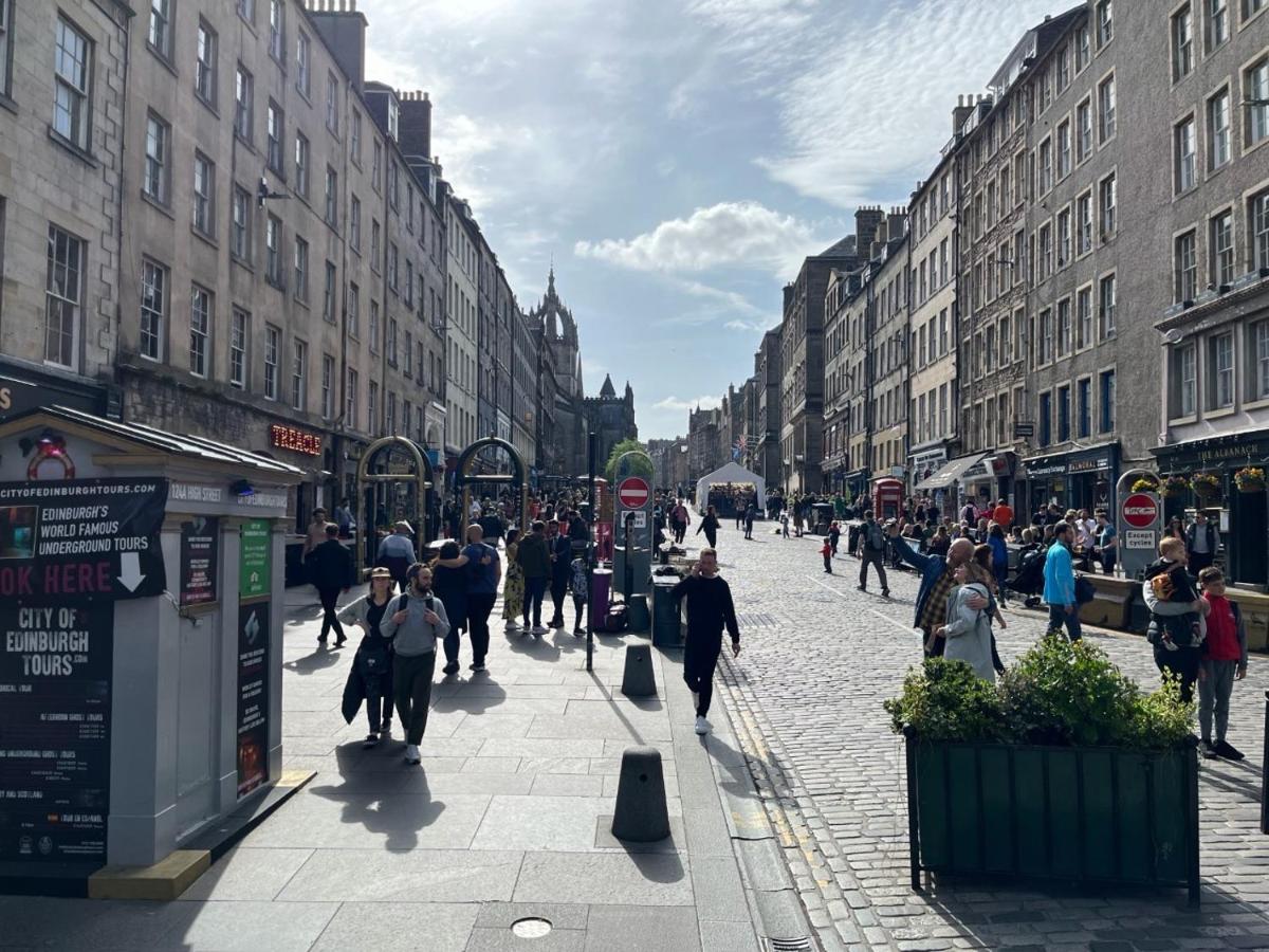 Royal Mile Mansions 2 Bedroom - Edinburgh City Centre Екстер'єр фото